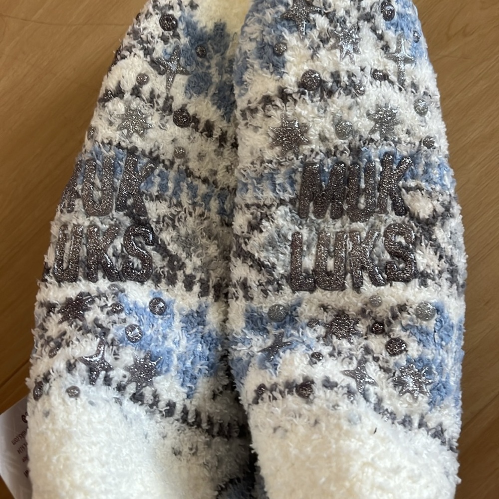 NWT MUK LUKS SLIPPER SOCKS NON SLIP CHENILLE CABIN SOCKS FAUX FUR LINING COMFY - Picture 2 of 5
